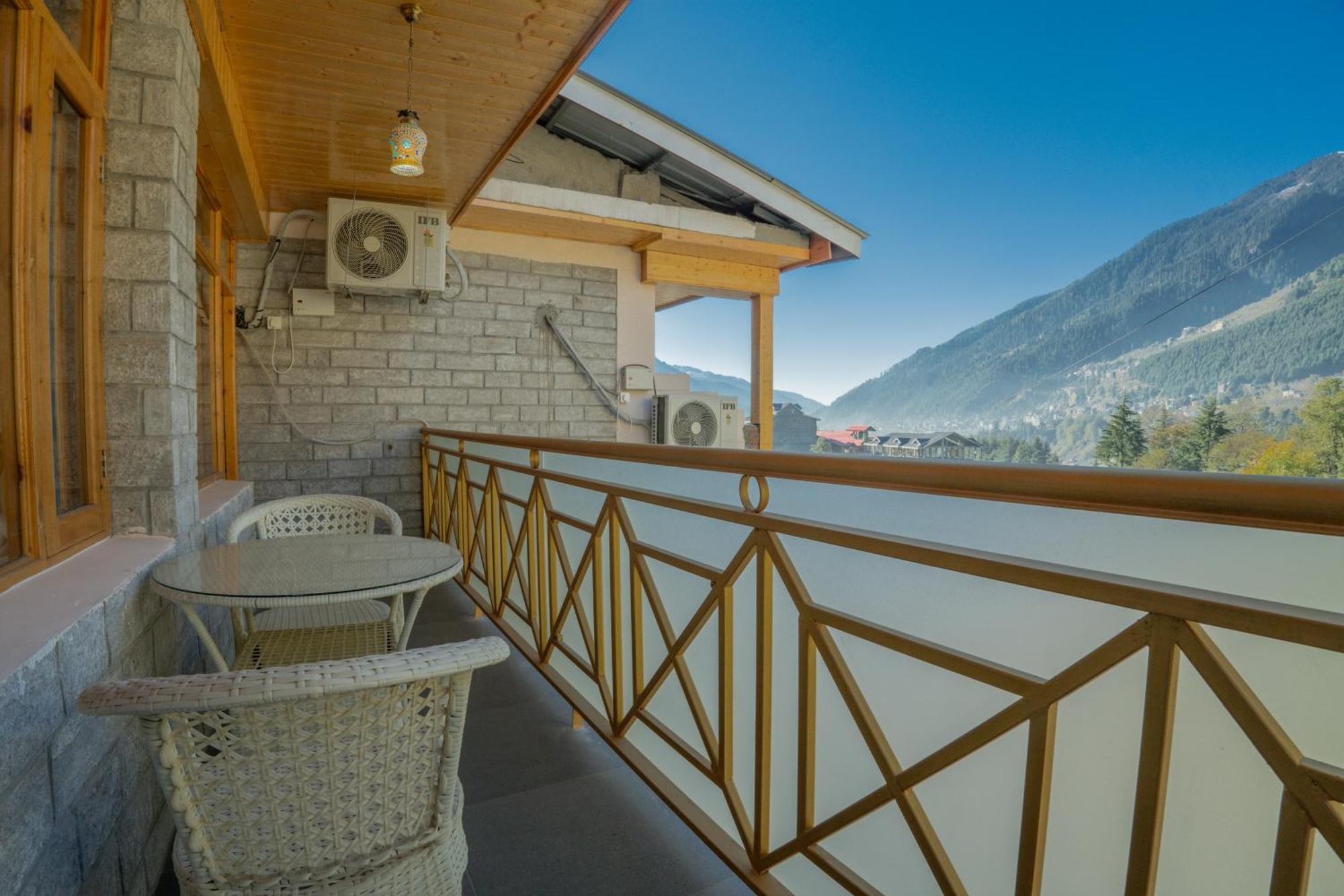 Hill River Resort By West Western Manāli Buitenkant foto