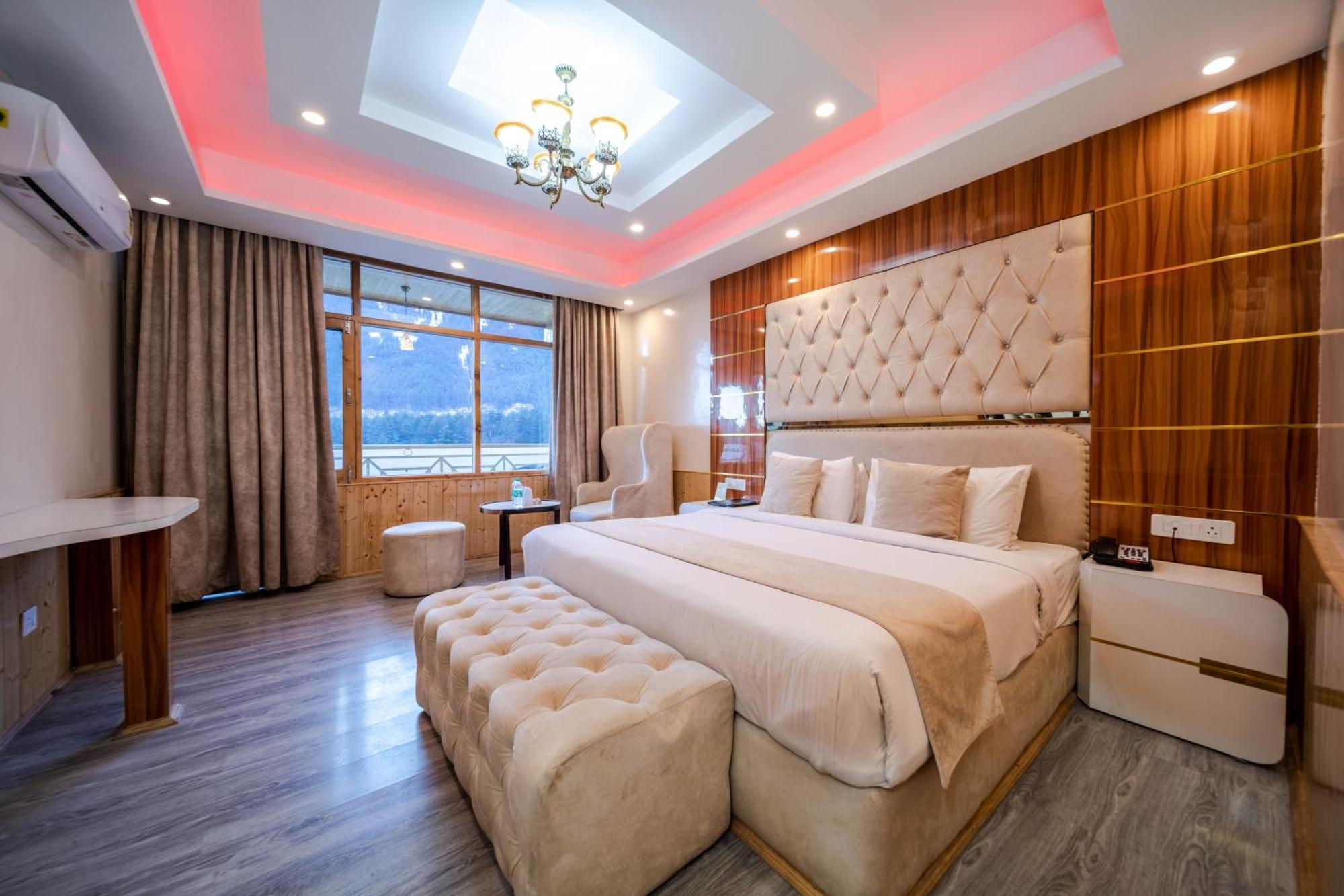 Hill River Resort By West Western Manāli Buitenkant foto